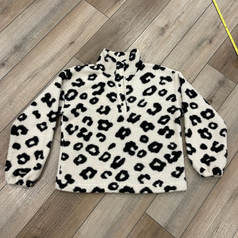 Loft Sweater Leopard Print Size Medium